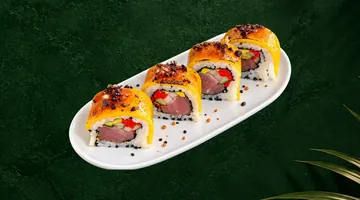 Caramelised mango roll at KAMI Sushi & Poké, Paje