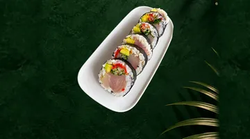 Futo maki at KAMI Sushi & Poké, Paje