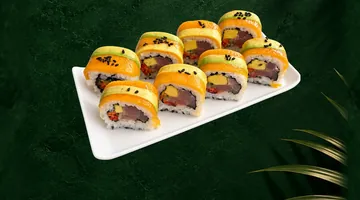 Rainbow roll at KAMI Sushi & Poké, Paje